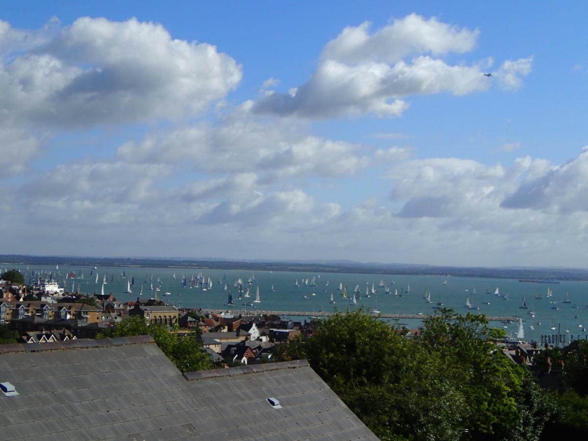 Halcyone Villa Cowes  Luaran gambar